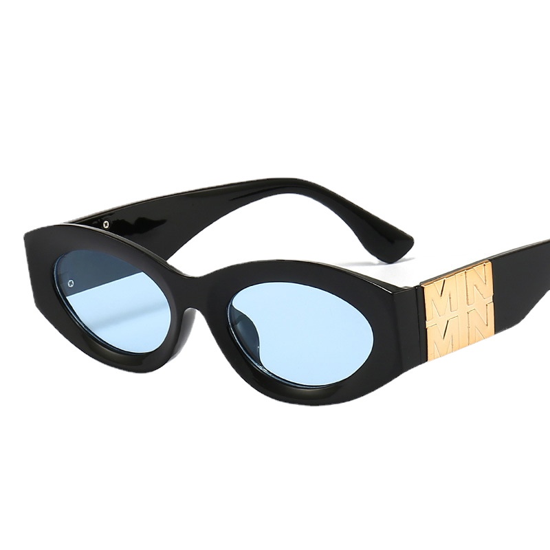 Kacamata Hitam Model Mata Kucing Untuk Musim Panas