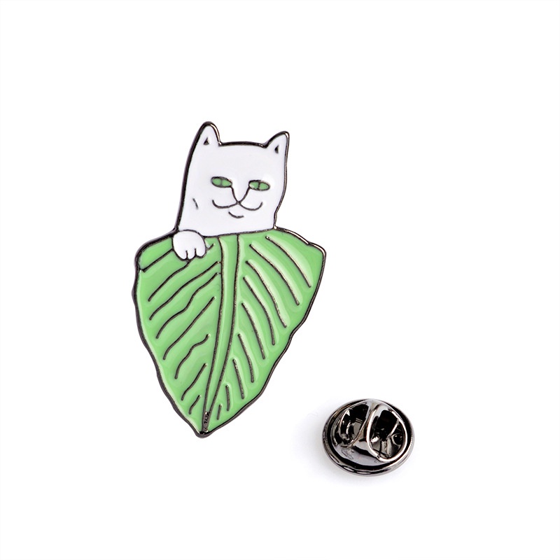 Bros Pin Enamel Desain Kartun Kucing Jari Tengah Warna Putih Untuk Kerah Kemeja