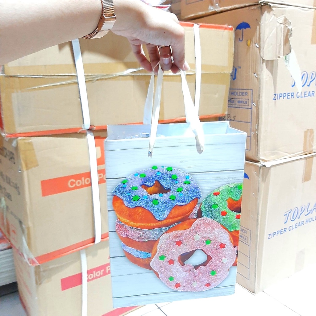 

PaperBag / Tas Kertas / Goodie Bag Motif Donuts 1249S [kecil]