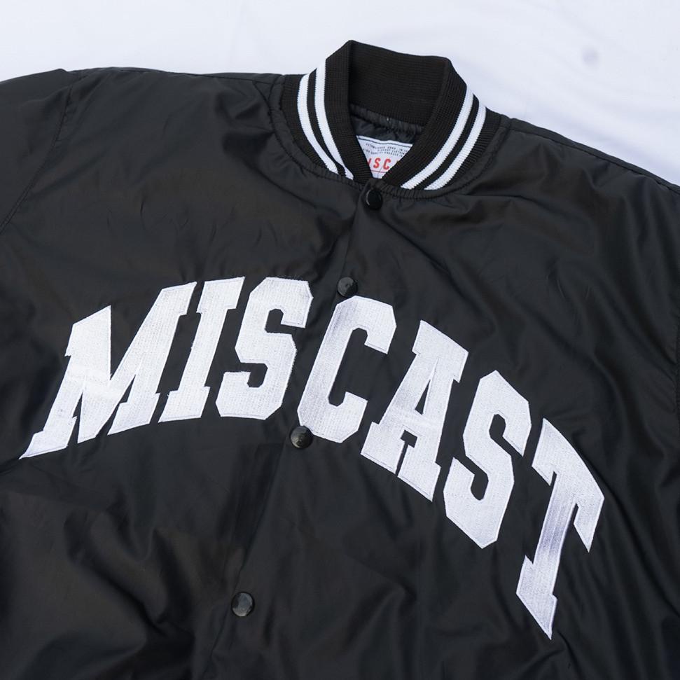 PG.129765– Miscast Varsity Jaket Vintage Thiago Black