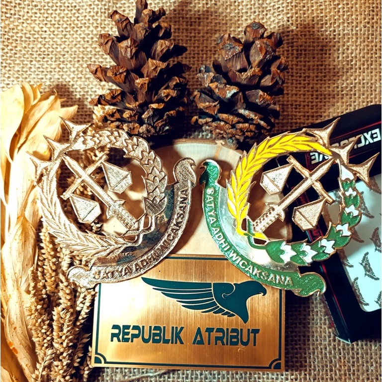 LOGO/EMBLEM KEJAKSAAN UNTUK PLAT NOMOR MOBIL