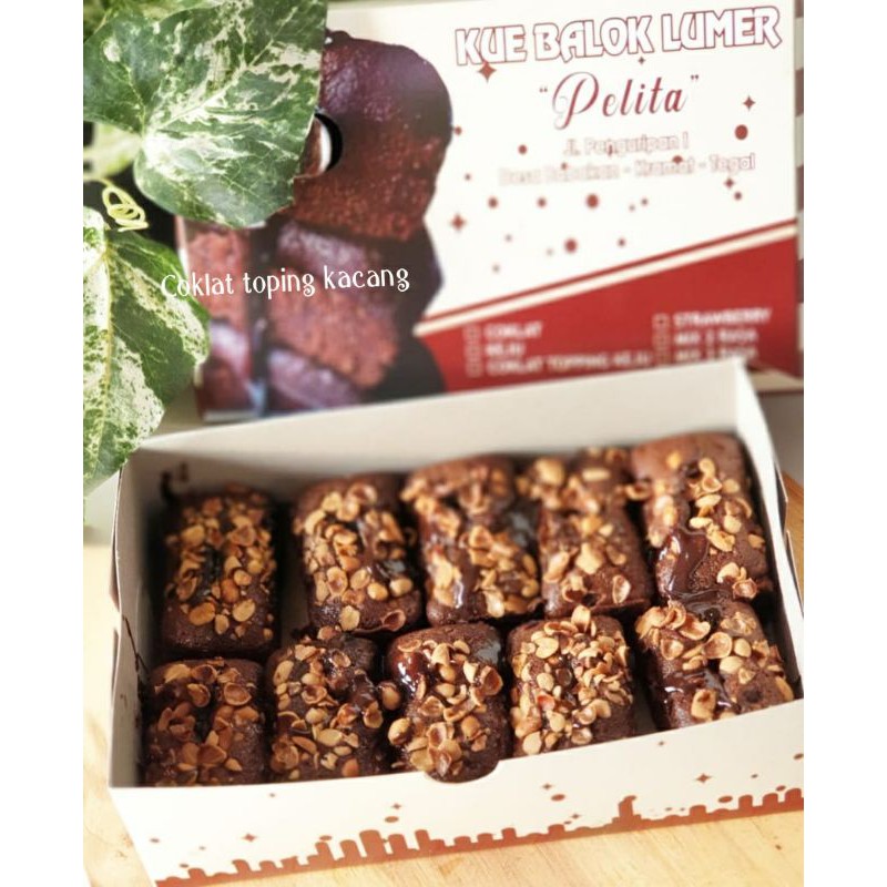 

kue balok coklat Toping