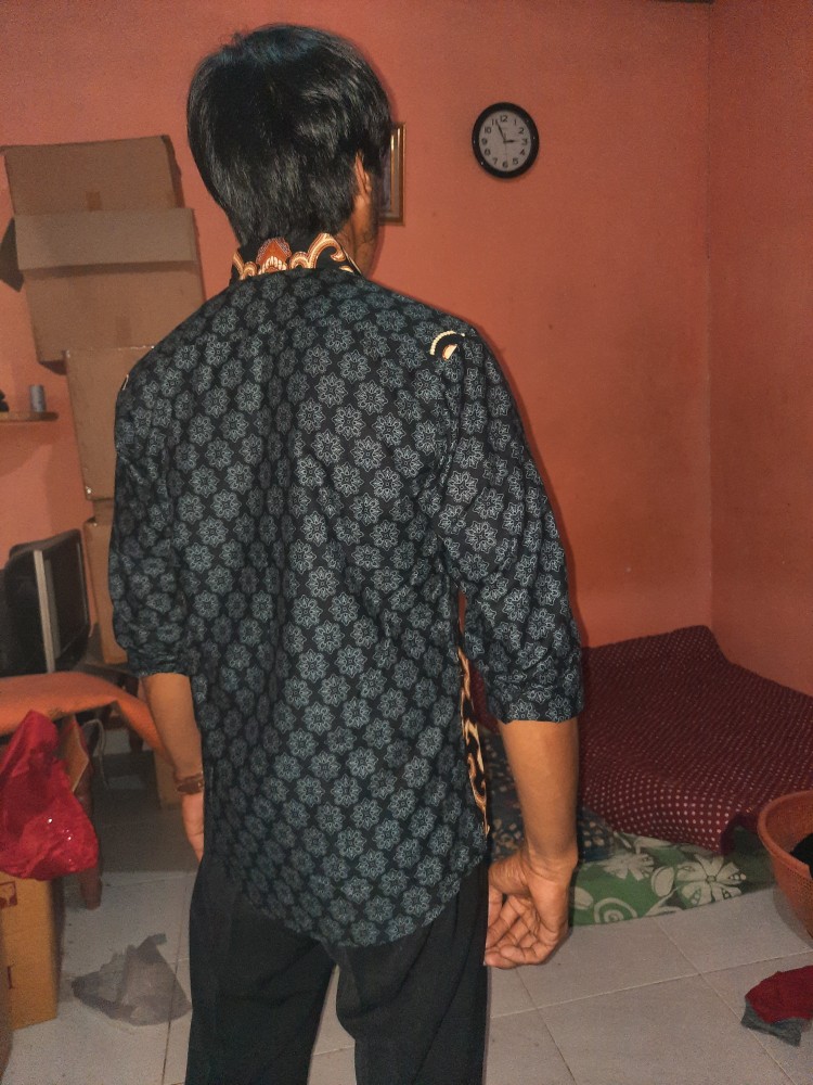 Hem Kemeja Batik Slim Fit Premium Mewah A12