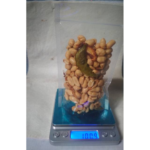 

Kacang bawang goreng 100gr