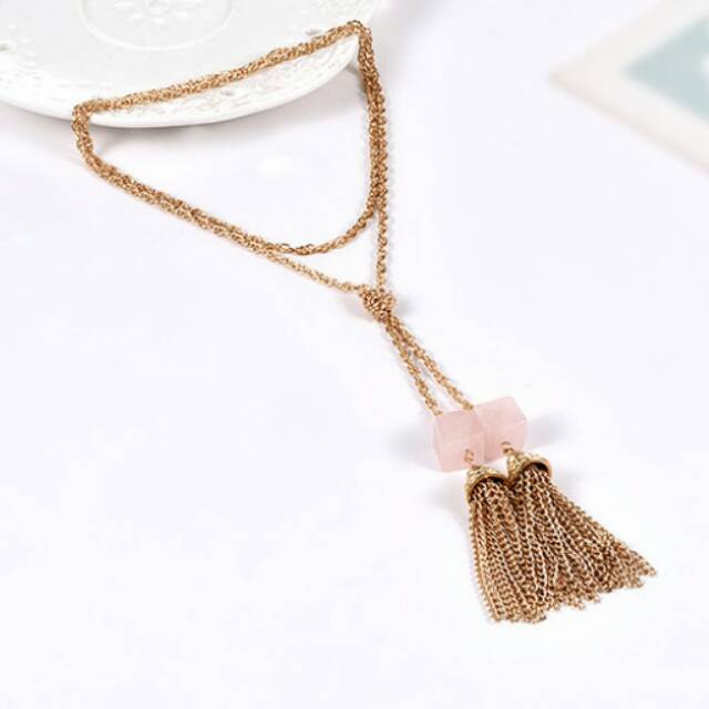 Aksesoris Kalung Wanita Panjang