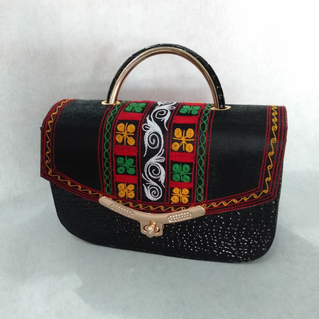 tas selempang behel rantai petak