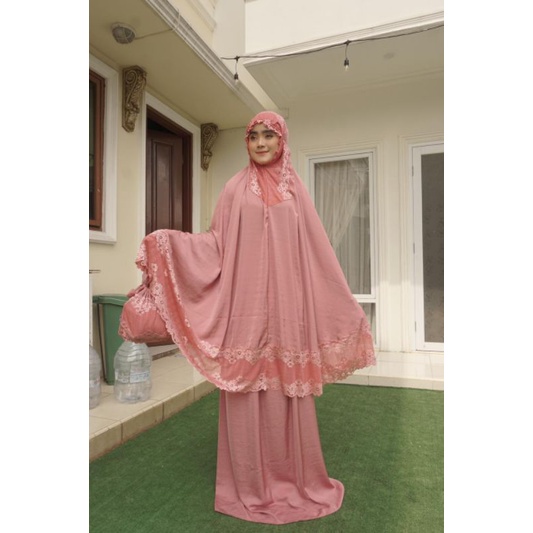 mukena Zara silk brand poeti  ORIGINAL. kemasan box Premium POETI.