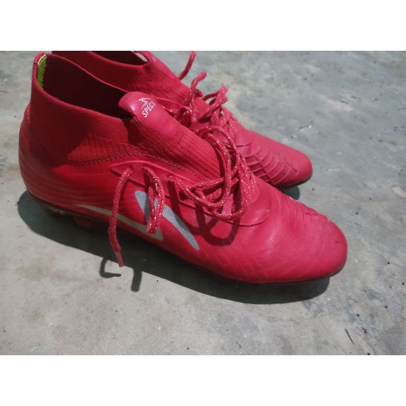 specs accelerator illuzion ii fg