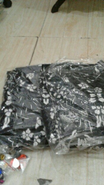 Batik Couple / Batik Couple Keluarga / Gamis Jumbo / Couple Keluarga / Manuk Tarung Abu