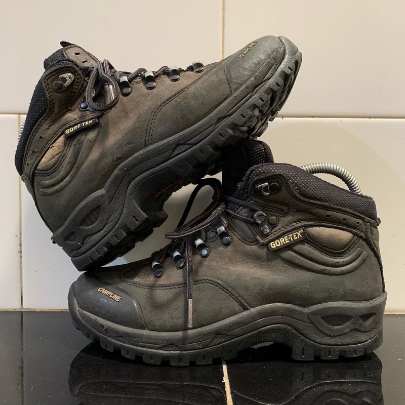 sepatu gunung goretex second murah size 37.5