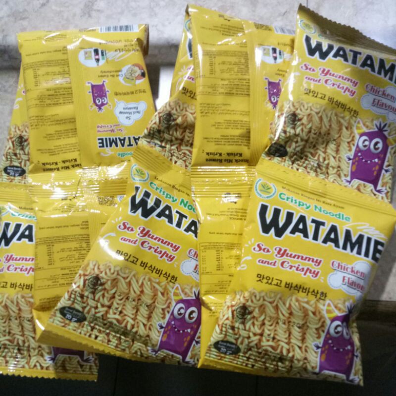 

makanan ringan Mi rasa Ayam. crispy noodle watamie chicken flavour