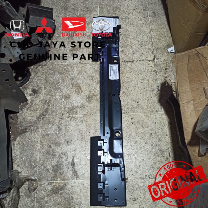 Panel Support Radiator Bawah Bemper  Avanza Xenia 2012-2020 Original