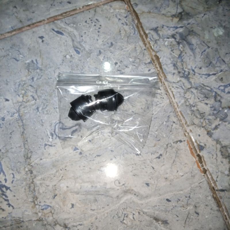 karet stoper pintu depan pintu tengah mobil avanza/xenia/rush/terios/luxio/kijang kapsul