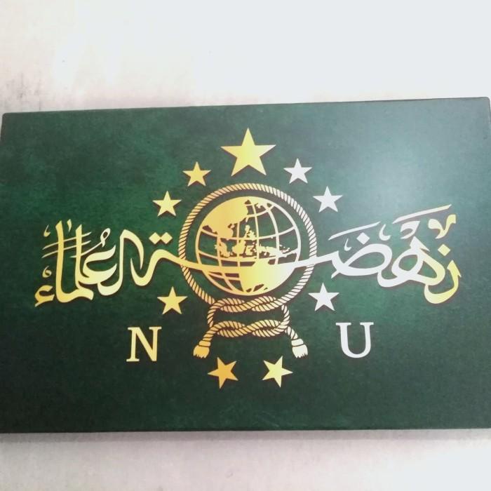 Pittura | Poster Kayu Logo Nu Gold Super Murah