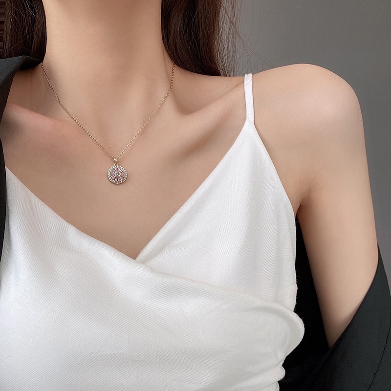 (Bisa berputar) Kalung Rantai Baja Titanium 100% Wanita, pink lucky round pendant dengan berlian, choker fashion Korea grosir