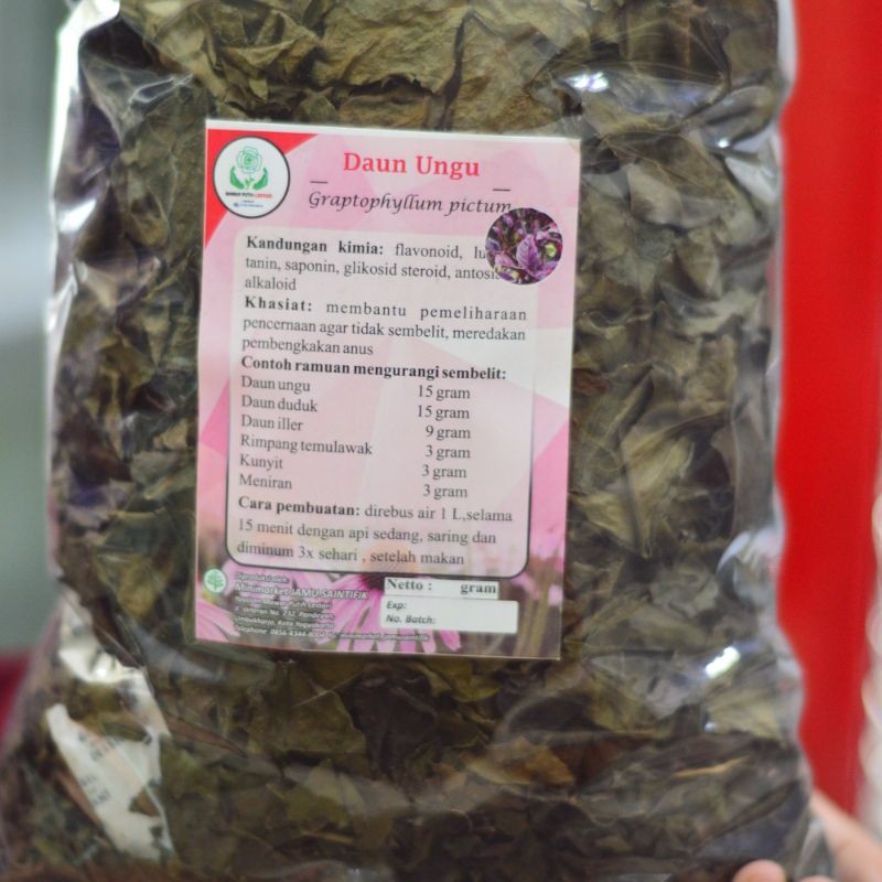 

Daun Ungu Kering Premium