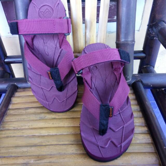 Sandal gunung suzuran half extreme maroon