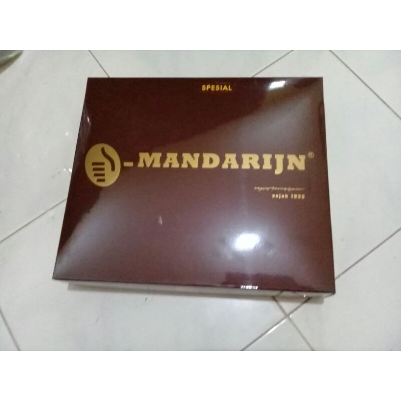 

Roti Mandarin Orion Besar Spesial