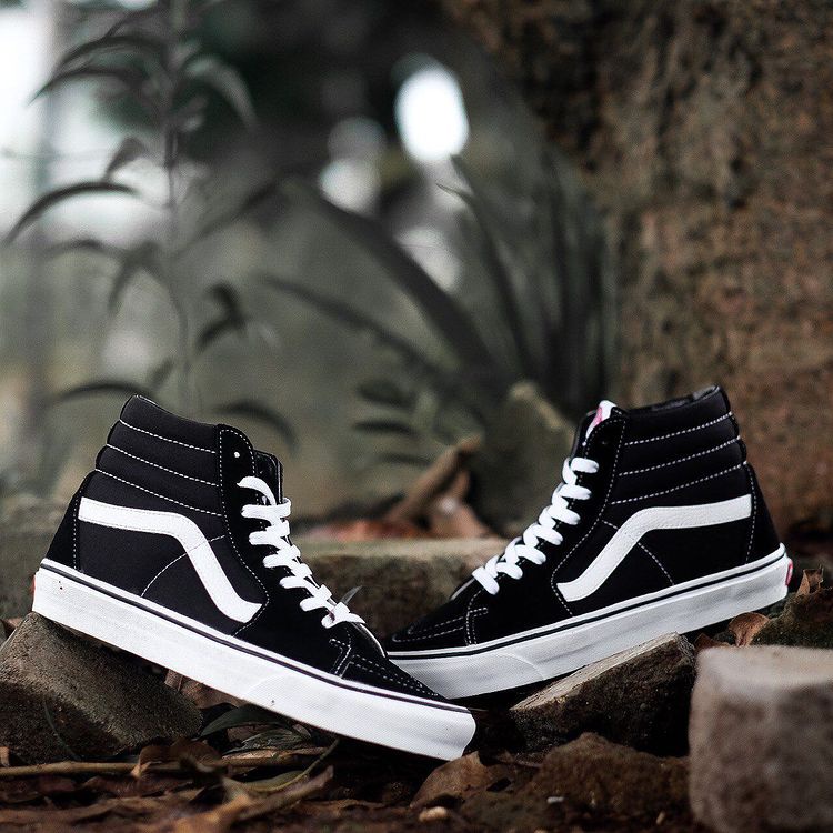 Sepatu Pria Vans SK8 High Full White Sneakers SK8