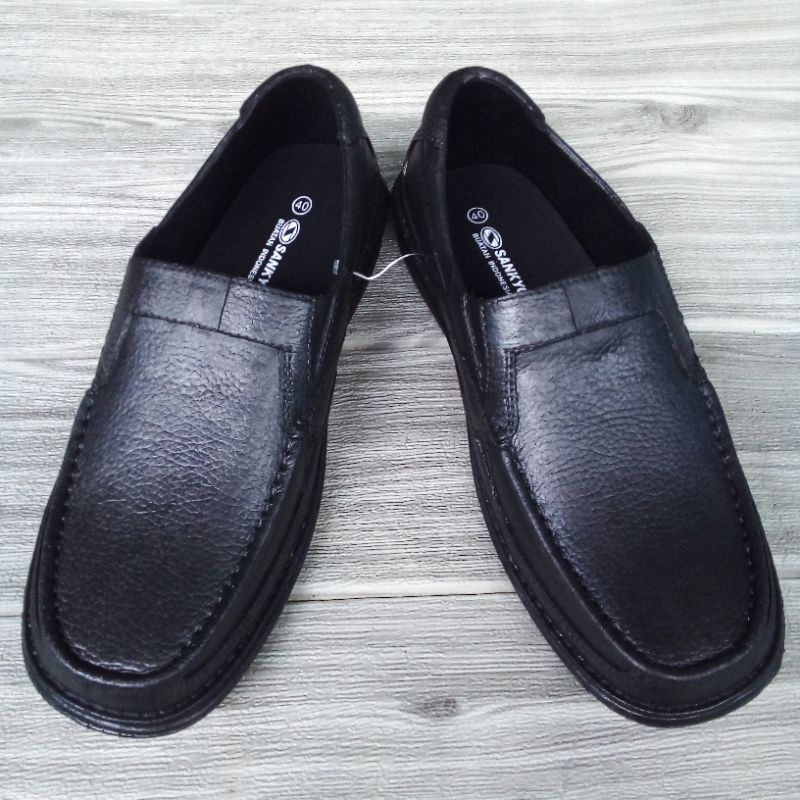 Sepatu Karet Pria/Sepatu Karet Pria Sankyo SAB 360/Sepatu Pantofel Karet  Pria Sankyo/Sepatu Karet Slip On Pria ATT/Sankyo SAB 360