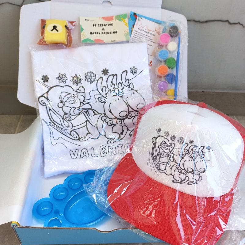 

KADO NATAL CUSTOM I HAMPERS NATAL CUSTOM I TOPI DAN TSHIRT PAINTING KIT TEMA NATAL I MERRY CHRISTMAS GIFT