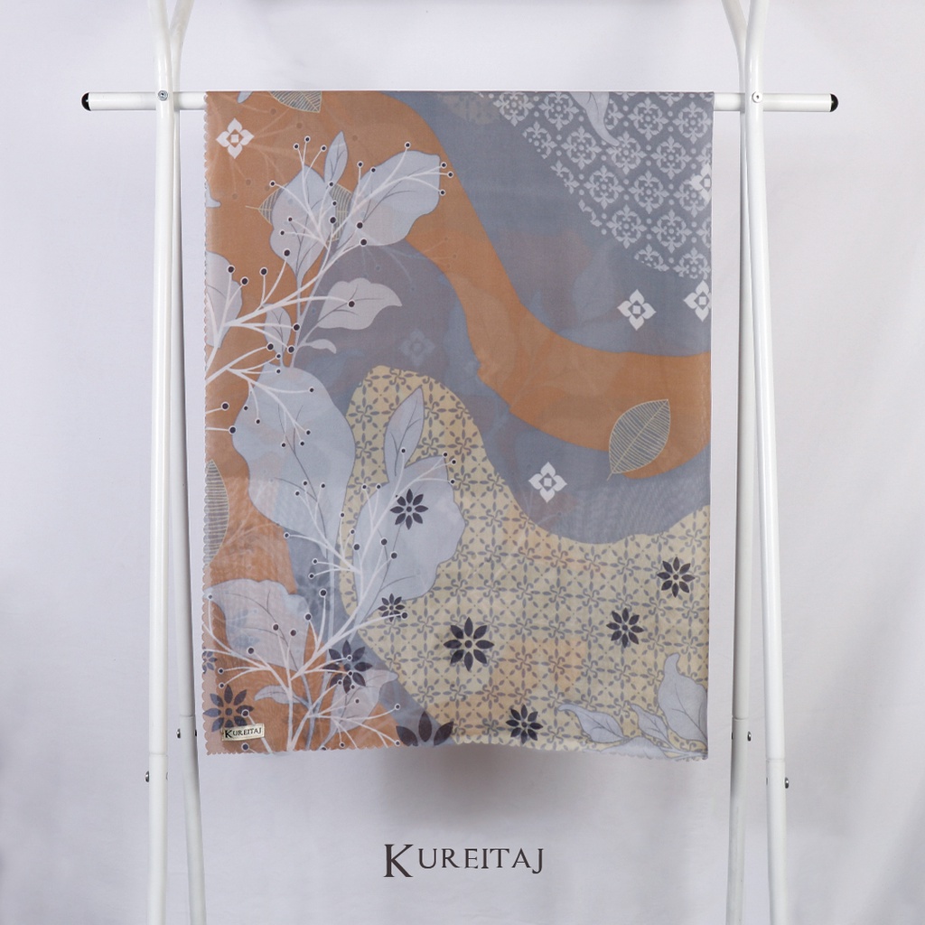 Hijab Fine Motif Tumbuh Series Segi empat Motif Kureitaj.