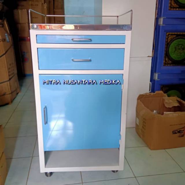 Bedside Cabinet plus Mayo Lokal