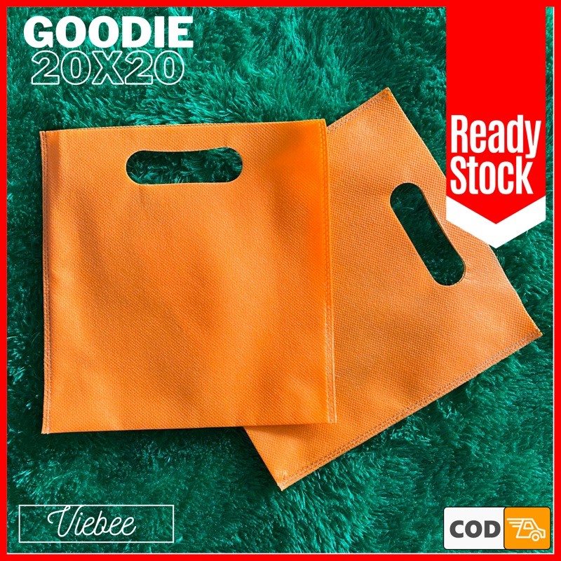 

GOODIE BAG SPUNBOND MURAH | FOP 20.20 POLOS