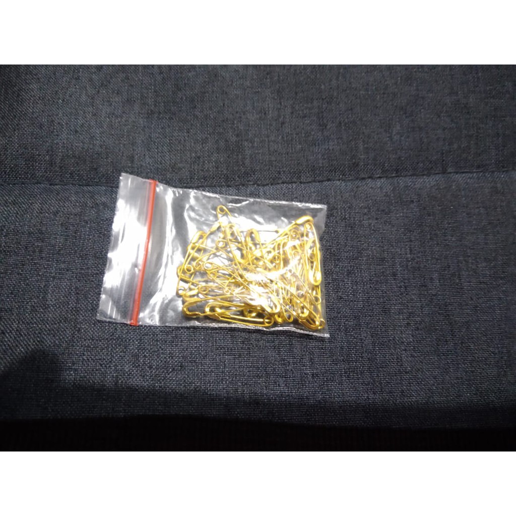 

Peniti mini warna emas isi 30 pcs