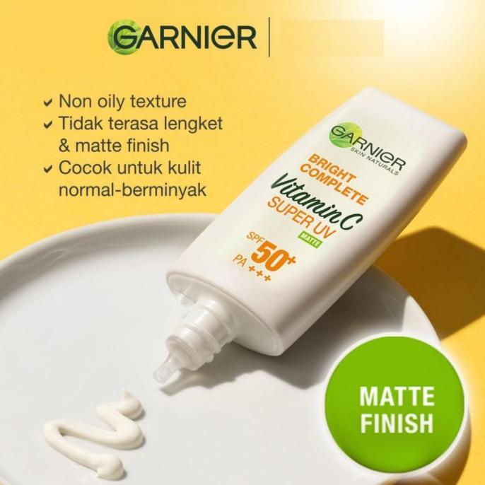 GARNIER Light Complete Super UV Sunscreen SPF50+ 30 ml-Natural/Matte