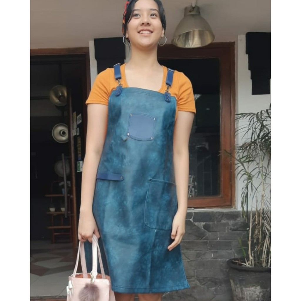 Full apron barista celemek cafe apron barbershop celemek cukur rambut Black/hitam pu leather quantum premium for barista