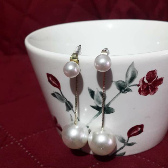 Yoona snsd pearl earrings