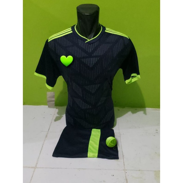 setelan jersey olahraga
