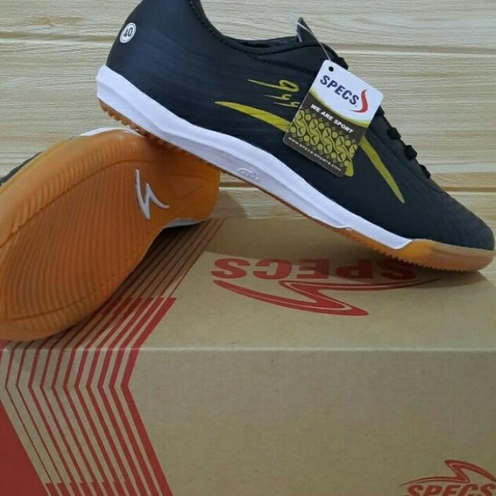 SEPATU FUTSAL SPECS 999
