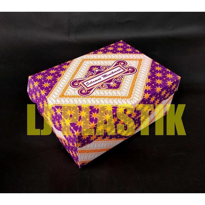 

Dus Kue 12X16 Motif Batik / Kotak Kue / Kardus Kue / Dus Snack *