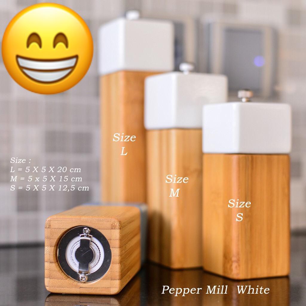 Gilingan Merica Kayu Bambu Klasik (Pepper Mill)