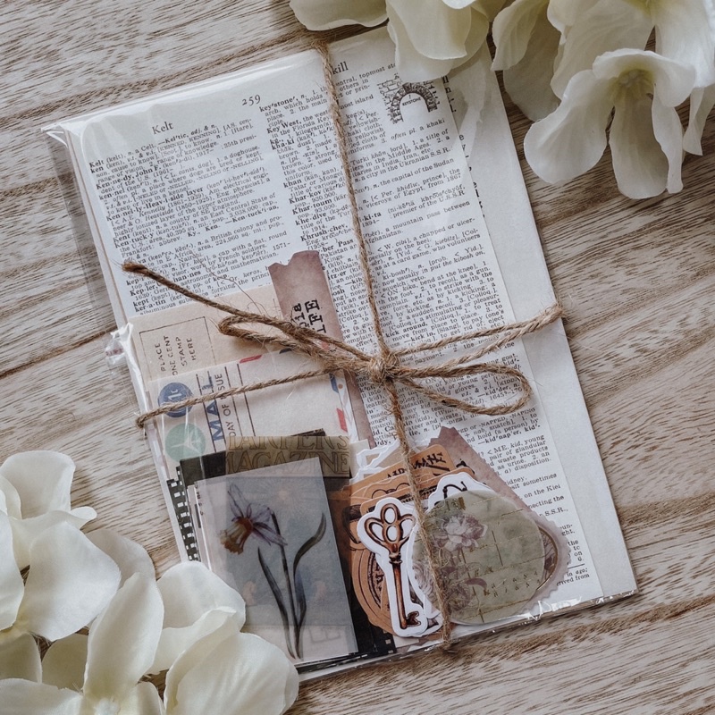 Journal Kit 50++ pcs // Bujo Kit Vintage Journal Aesthetic DIY Scrapbook Planner Mini Bundle Old Pap