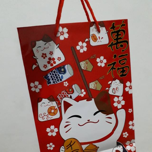 

Shopping bag lucky cat