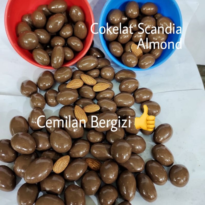 

cokelat kacang almond scandia