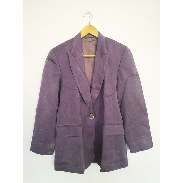 Blazer Ungu Elegan Wanita