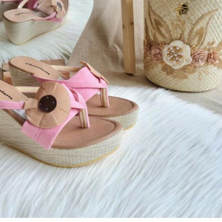 ✵ HR 13 Wedges sandal bunga. New 7cm ۝