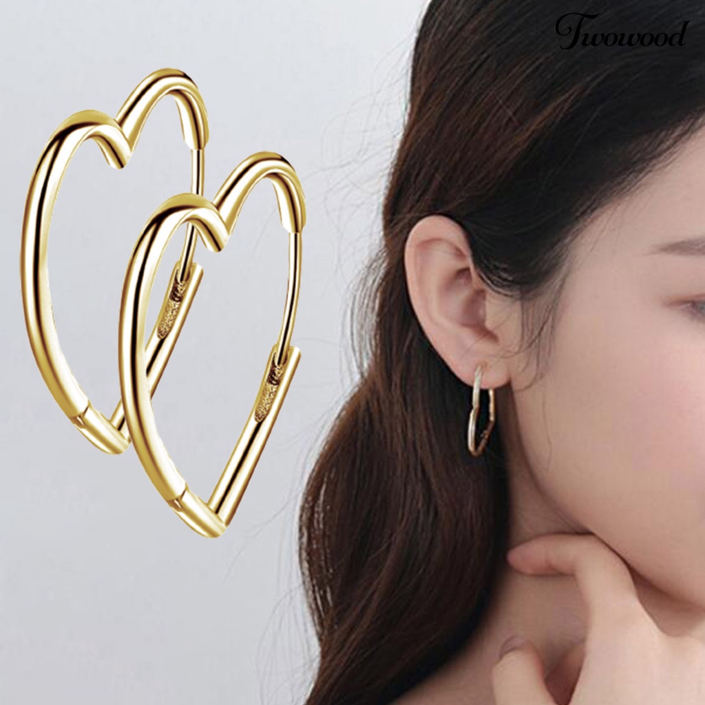 1 Pasang Anting Hoop Bentuk Hati Bahan Tembaga Untuk Hadiah Ulang Tahun