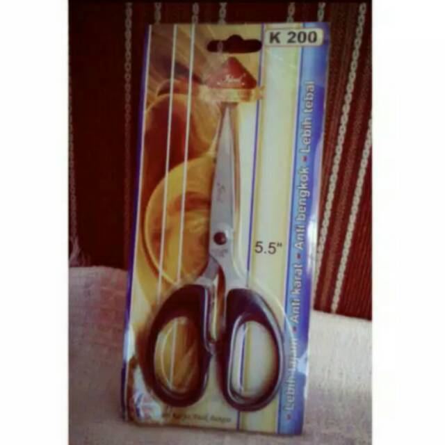 

Gunting k 200 per 3 pcs
