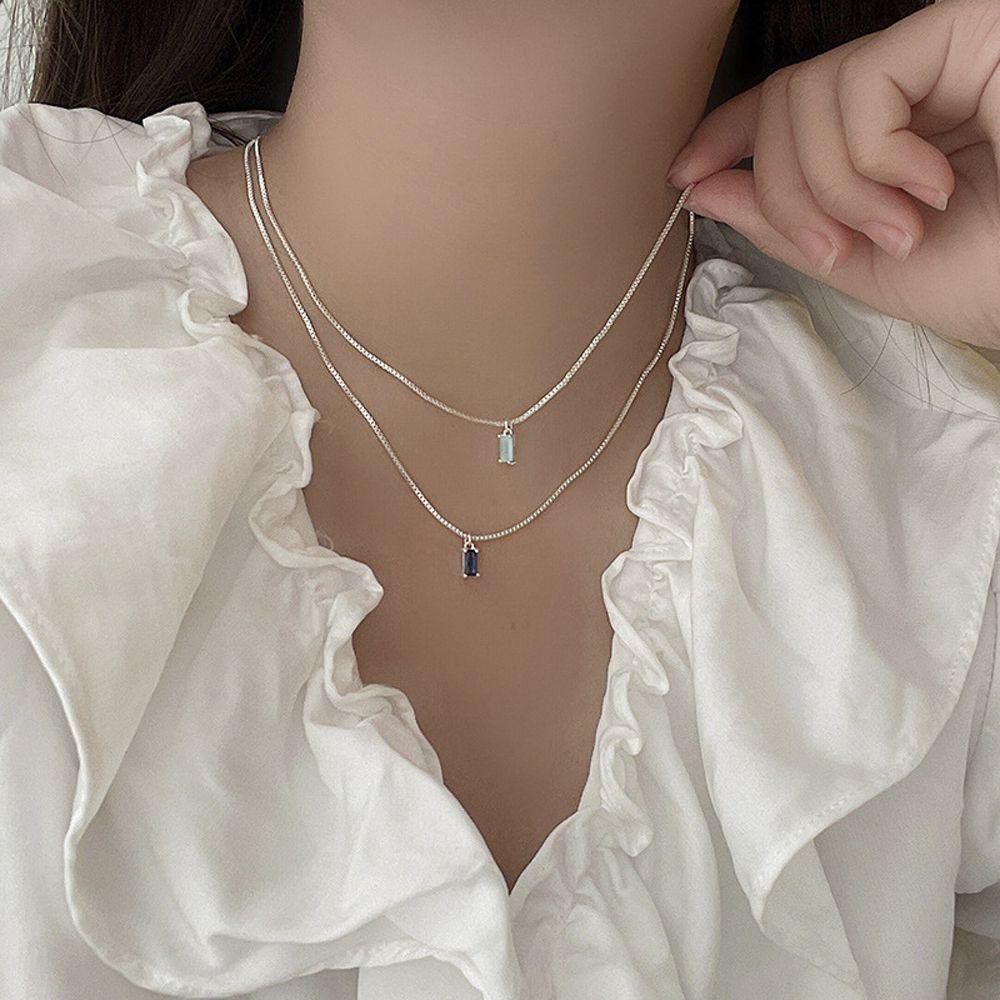 Needway  Woman Kalung Elegan Simple Untuk Perempuan Kristal Ins Perhiasan Leher