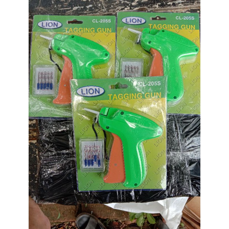 

tag gun lion dilengkapi 5 jarum cadangan