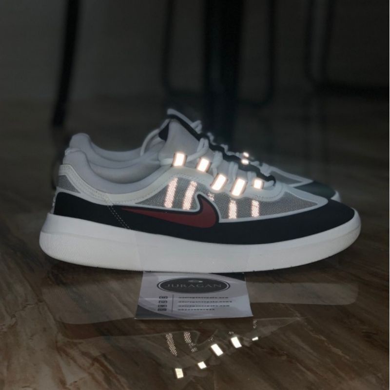 Nike SB Nyjah Free 2 Spiridon &quot;Black/Metallic Silver-Sport Red&quot;