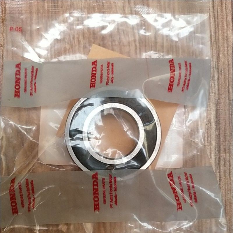 bearing 60/22 2RS bearing laher roda belakang beat Vario Scoopy bearing roda belakang Honda matic