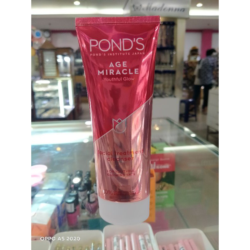 POND'S  Age miracle  facial foam