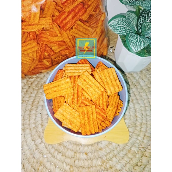 

potato chips balado 500gr keripik kentang rasa pedas manis