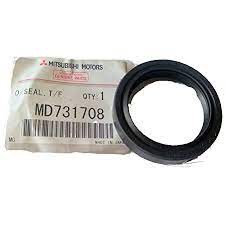 Oil Seal Transfer Belakang Strada L200 TRITON 2.800 4M40 MD731708 Asli